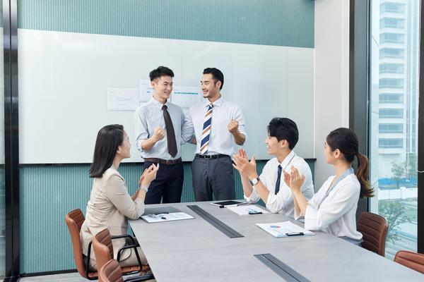 公司组织AA制开会的通知 图1