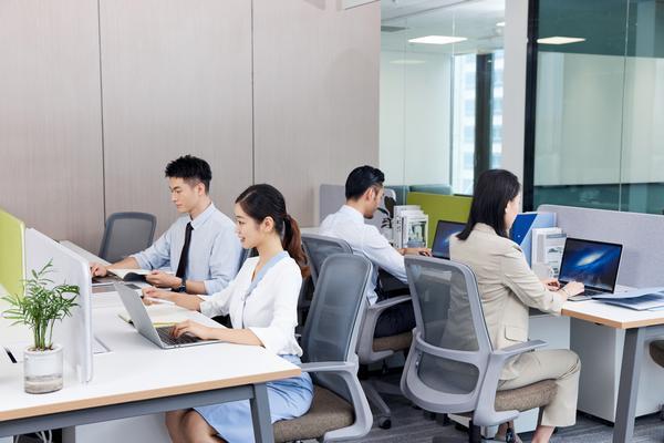 资产理的法律实务与风险管理 图1