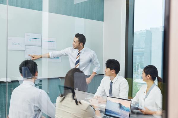 《公司法律法规培训：从入门到精通》 图2