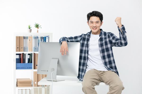 中石油加油站市场调研:探究中国加油站行业的发展趋势图1