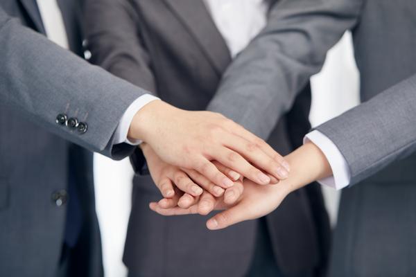 条款是否合法?员工争议不断图1