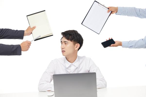 变更公司上班影响工龄？全面解析劳动关系中断与连续性的法律规定 图2