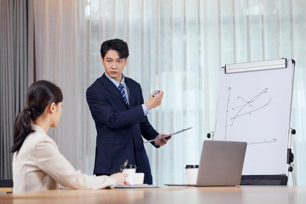 建筑劳务公司财务知识培训：提升企业竞争力，助力企业发展图1