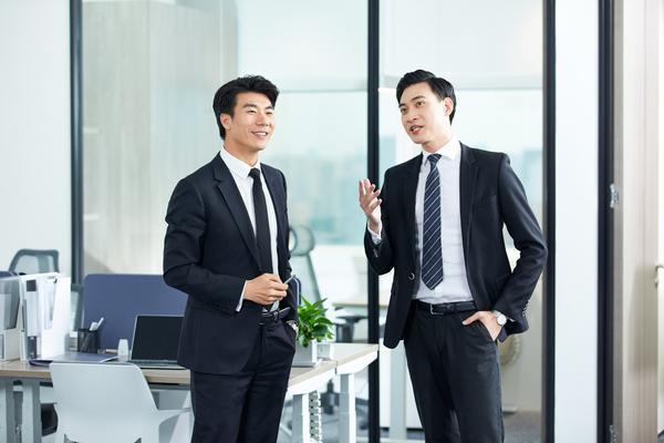 优质公司变更服务大比拼：哪家更值得信赖？ 图2