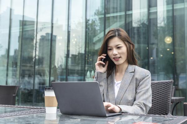 年轻女孩回家乡创业：梦想照亮未来无限可能图1