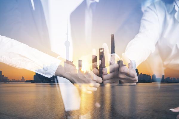 《2021中国美白化妆品市场调研报告：机遇与挑战共存》图1