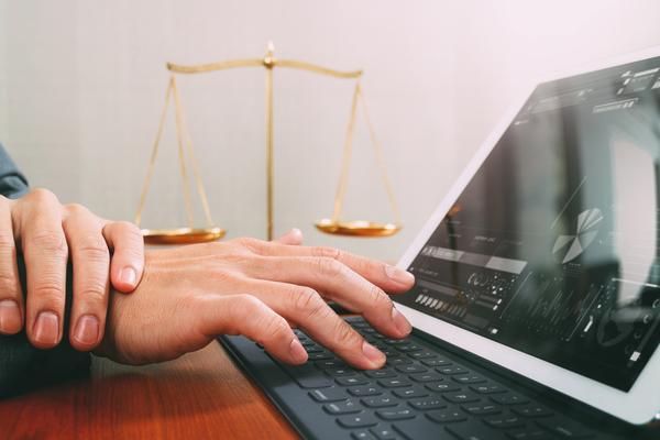 公司法规定的营业期限|企业运营中的法律实务