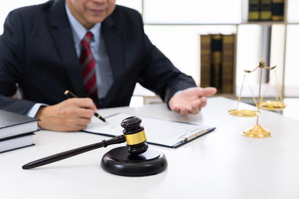 青岛胡巴资产管理公司的法律运作与合规管理