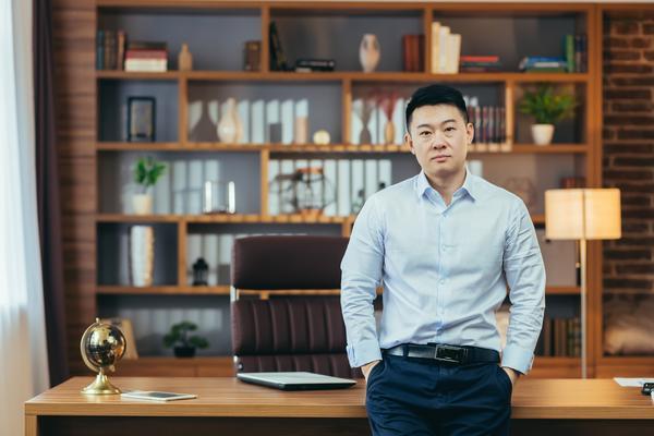 《贸易公司组织架构搭建图:从新手到专业人士》图1