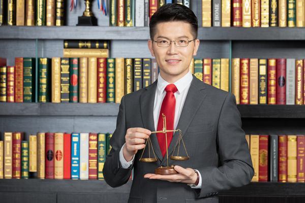 广告公司职位组织架构中的法务合规与风险管理 图1