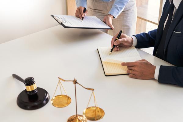 刑辩律师的专业介绍及其法律服务解析 图2