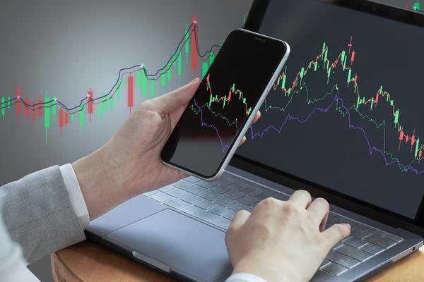 如何轻松查上市公司股东股权信息？ 图1
